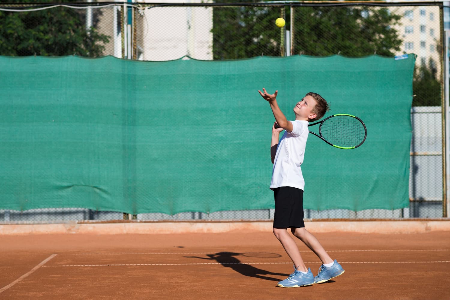 errores de principiante al jugar al tenis